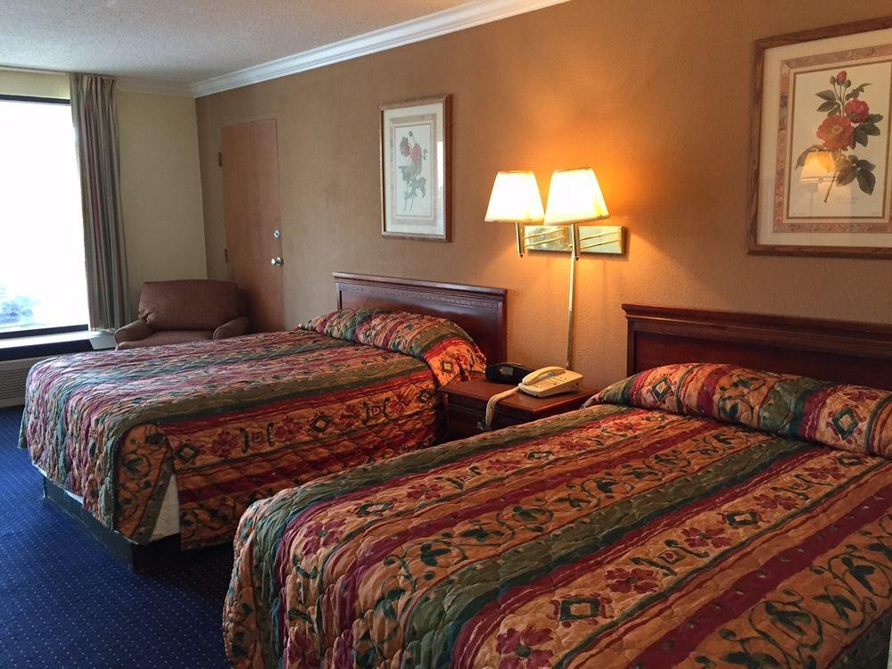 Capital Inn Кордел Экстерьер фото